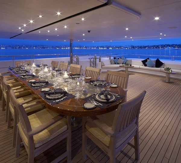 Night Time: Yacht TITANIA's External Eating/dining Image