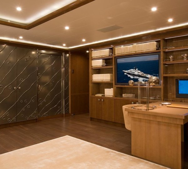 Personal Office On Yacht ALFA NERO