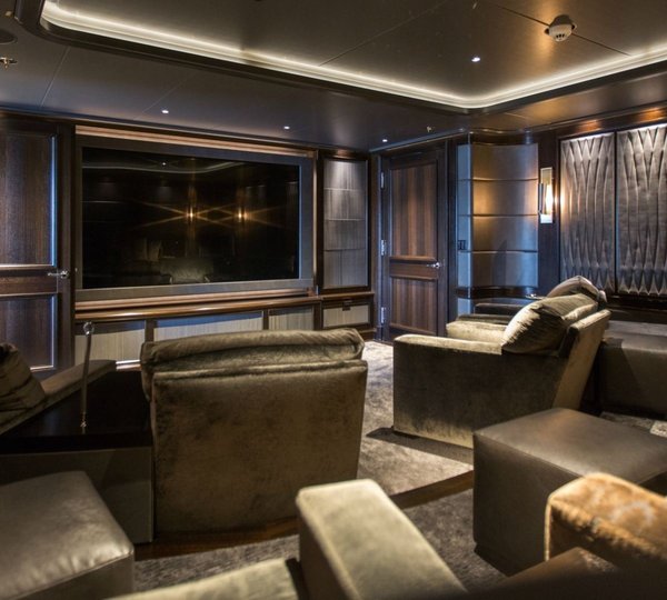 The 85m Yacht AQUILA