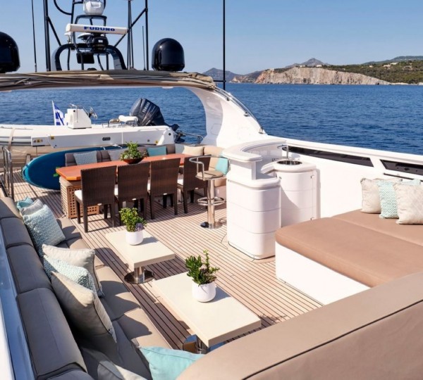 Exterior Relaxation Area