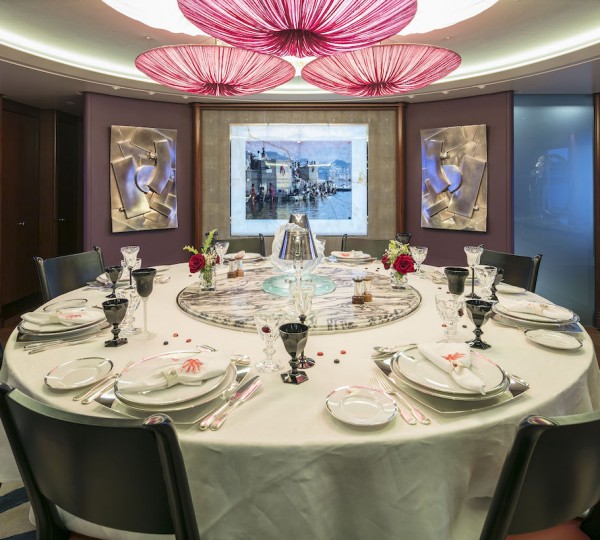 Elegant Dining Set Up