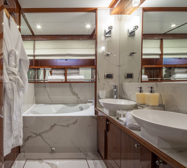 Master Ensuite Bathroom