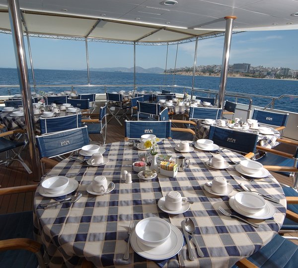 Panorama II Al Fresco Dining Area