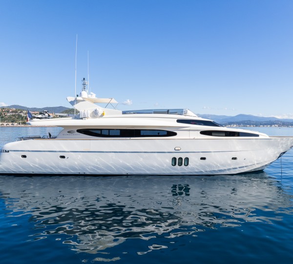Superyacht BEIJA FLORE