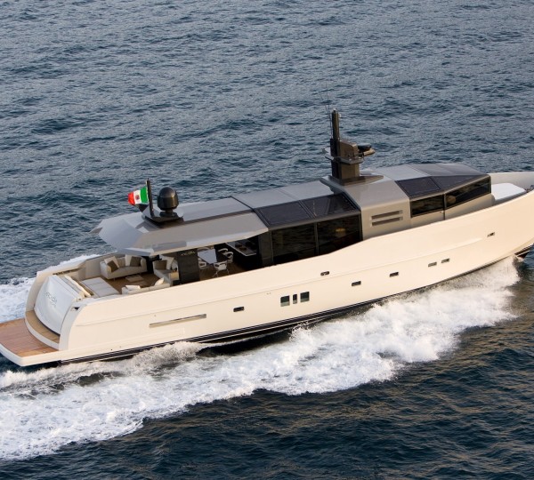 Superyacht ETERNITY 44