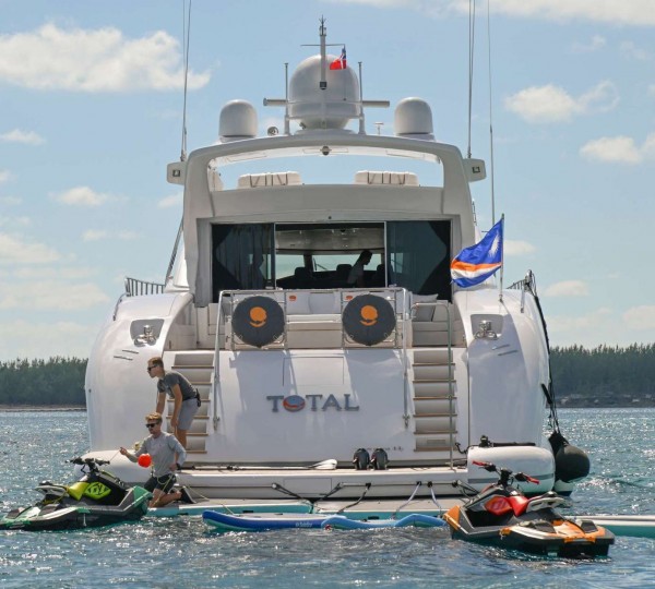 Luxury Yacht TOTAL