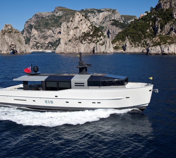 Motor Yacht ETERNITY 44