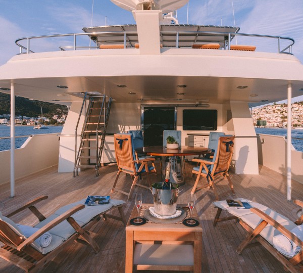 Upper aft deck