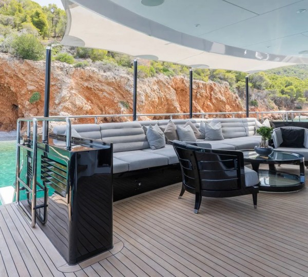 Main Deck Seating Alternative View