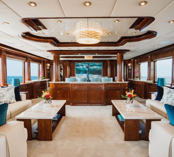 Main Deck Salon Alternative View