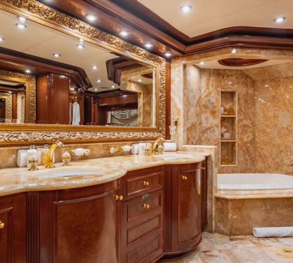 Master Suite Ensuite