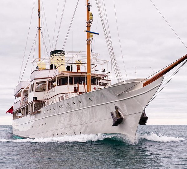71m Classic Superyacht HAIDA