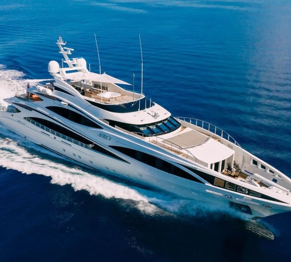 AFRICA I Exterior - Cruising