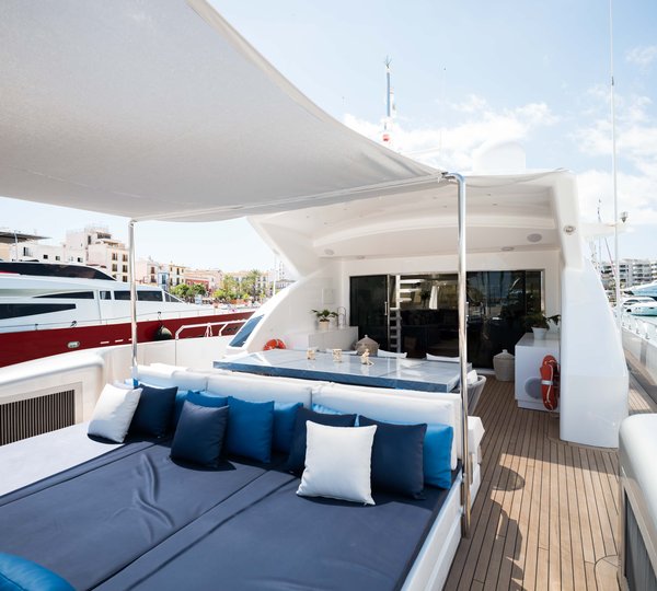 Aft Deck With Sunpads