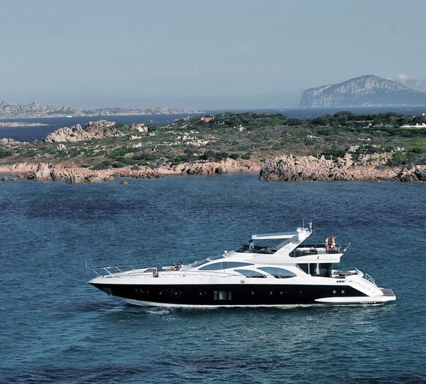 Azimut Leonardo 100  