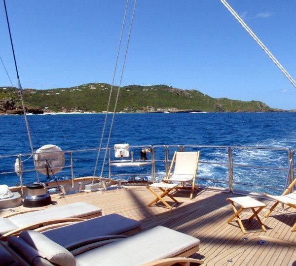 Baracuda Valletta - Deck