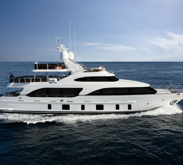 Benetti Classic 121 Motor Yacht (+LEJOS Sistership)  