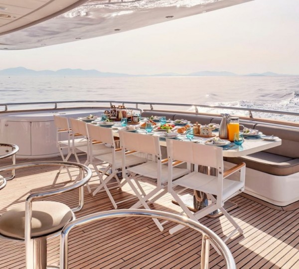 Exterior Dining Area