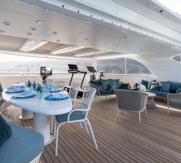 Exterior Relaxation Area With Dining