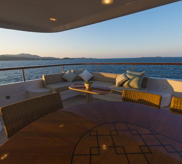 Exterior Living Spaces 7