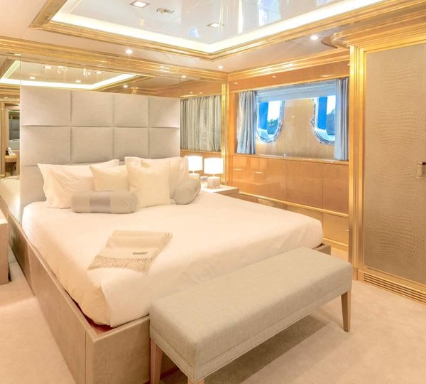 Guest Cabin With Queen Bed