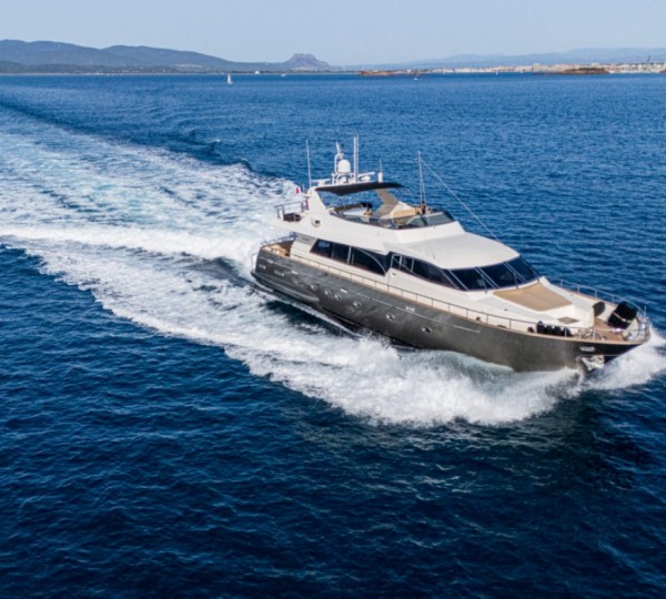 Luxury Superyacht AMORINA