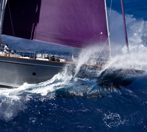 Perini Navi 50m Baracuda Valletta