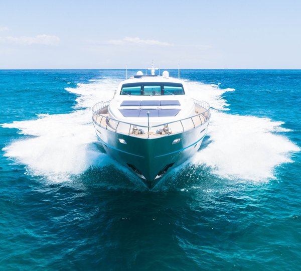 Tecnomar 36m BLUE JAY - Bow Shot