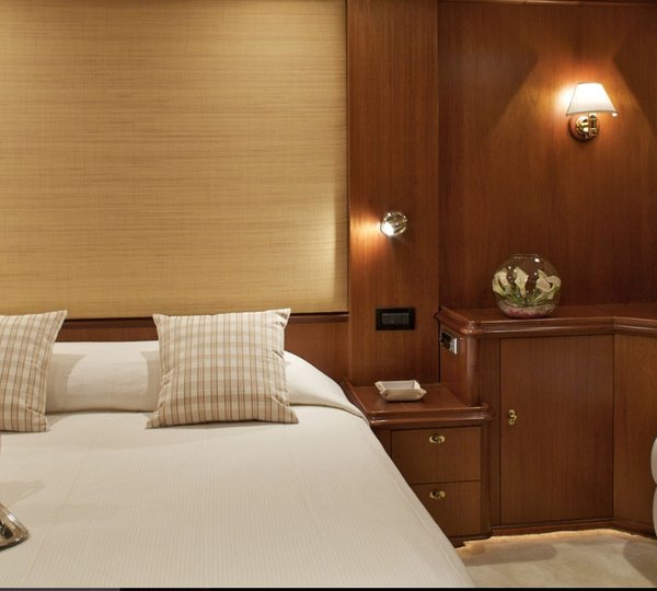 VIP Cabin Front View