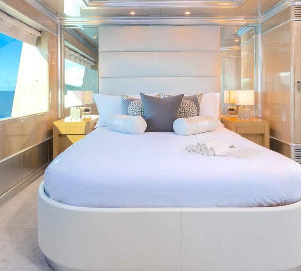 VIP Cabin Upper Deck