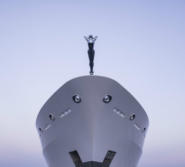 Water Line Bow of TATANIA