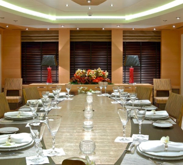 Yacht CAIPIRINHA By Lurssen - Dining