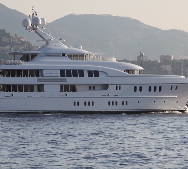 Yacht CAIPIRINHA By Lurssen - Underway On The French Riviera