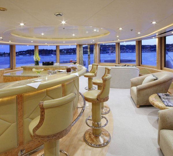 Yacht CAPRI By Lurssen - Bar