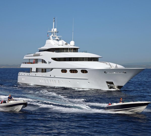 Yacht CAPRI By Lurssen - Tenders In The French Riviera 