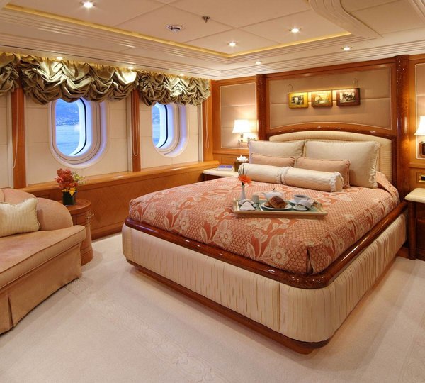 Yacht CAPRI By Lurssen - Double Cabin
