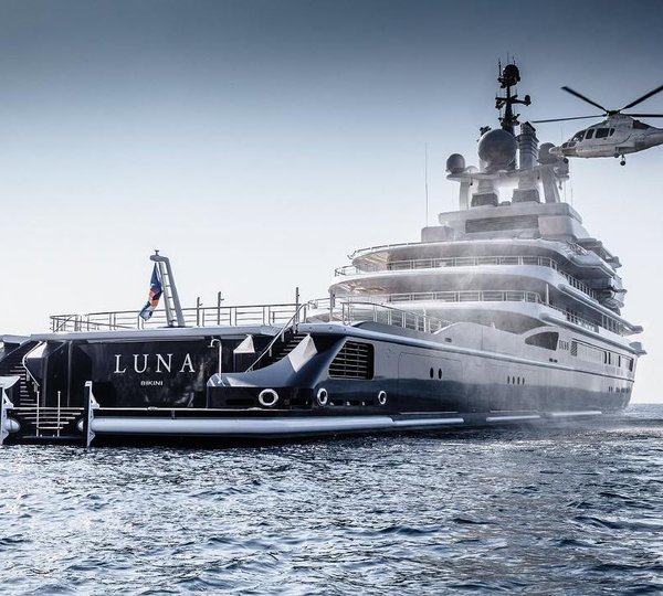 Yacht LUNA - Aft with Helicopter