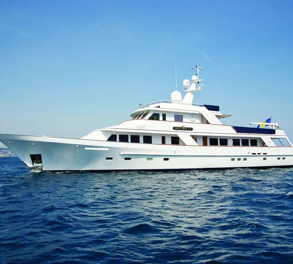 Yacht MONACO By Feadship