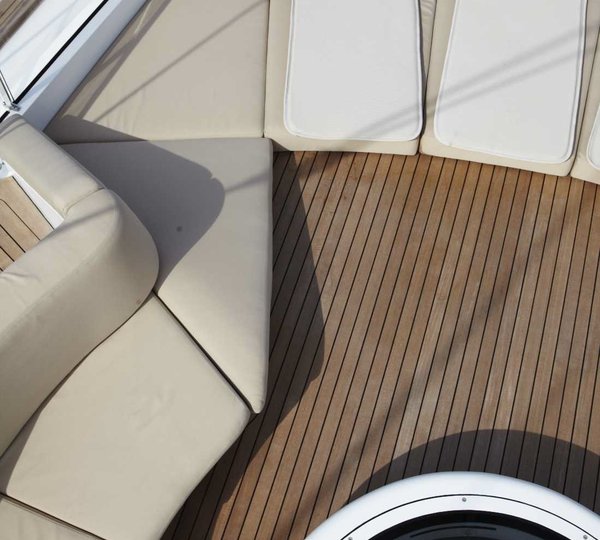 Yacht PANTHALASSA By Perini Navi - Dusk  - Flybridge Sunbeds