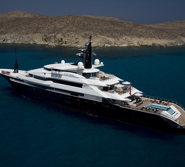 Alfa Nero by Oceanco