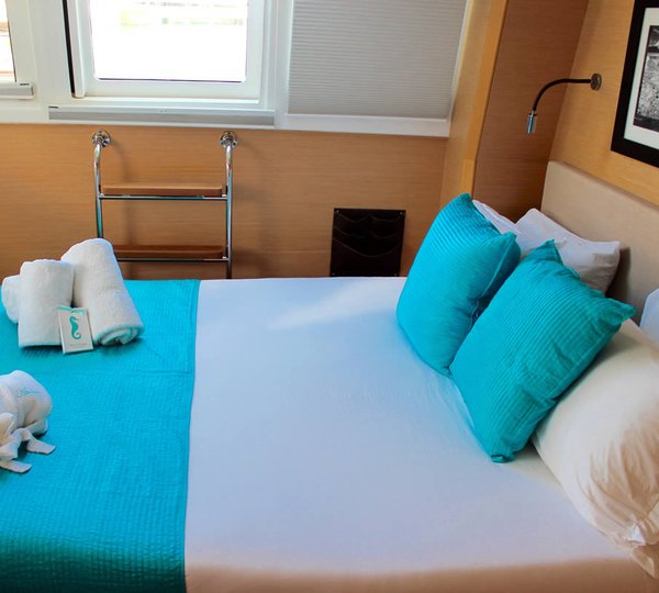 Charter Catamaran Avalon Guest Cabin