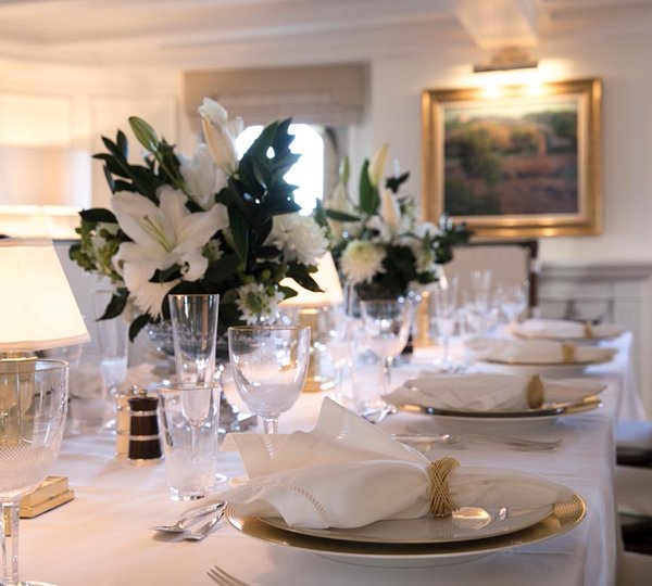 Elegant Dining Set Up