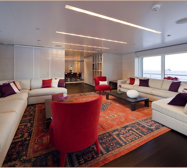 Inviting Salon For Socialising