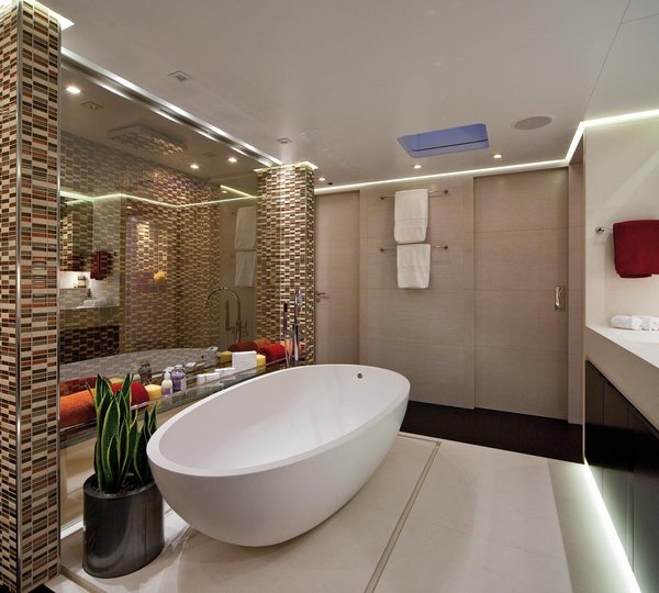 Luxurious Master Bathroom