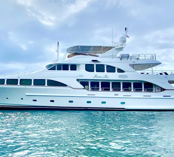 Luxury Yacht MAMMA MIA