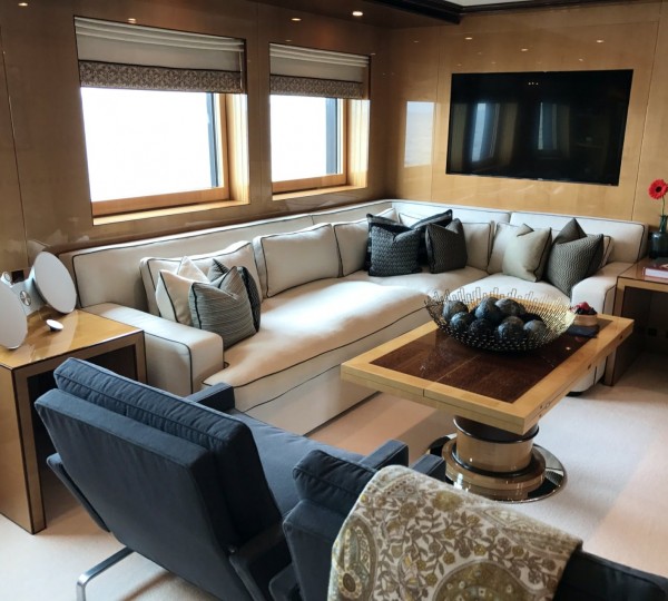 Master Suite Lounge Area