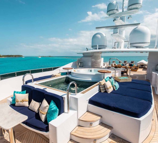 Sun Deck Jacuzzi And Sunbathing Area