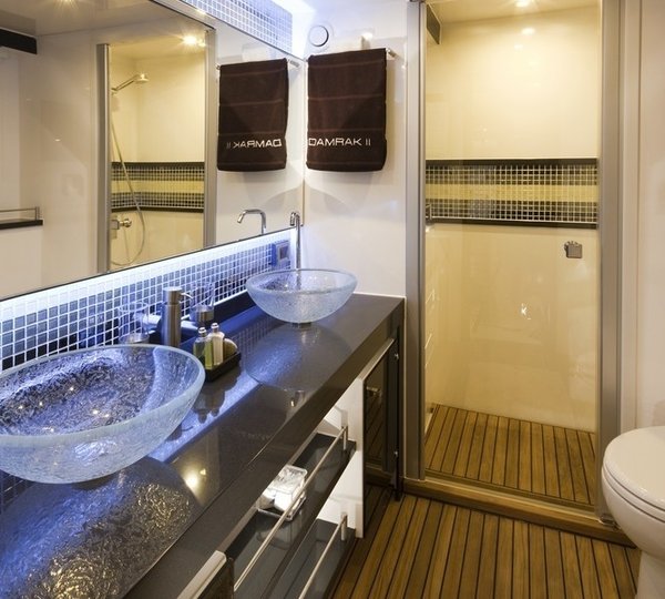 The 21m Yacht DAMRAK II