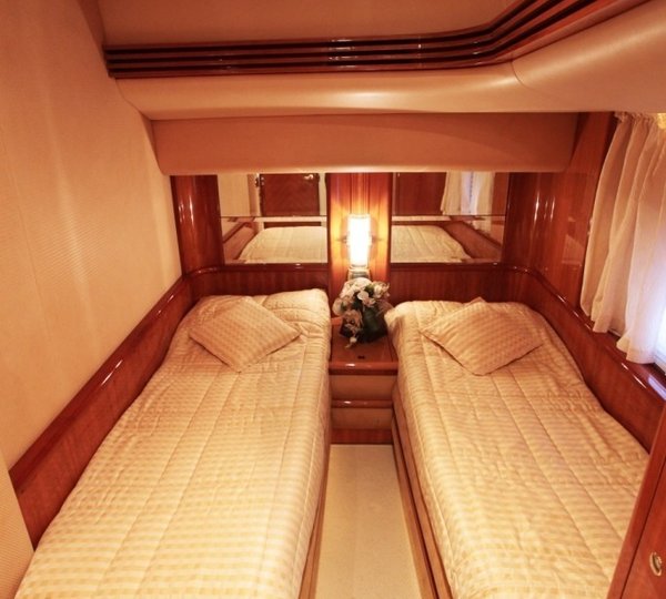 The 21m Yacht PRINCESS SISSI