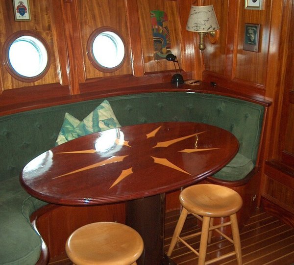 The 22m Yacht BONNIE LYNN